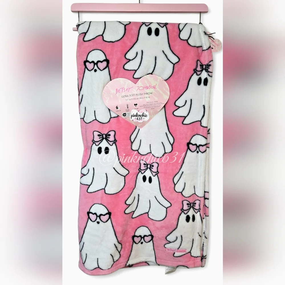 Viral Betsey Johnson Pink Coquette Bow and Sunglasses Plush Ghost Throw Blanket